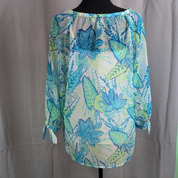 Island Republicโ Relaxed Blue and Green 3/4 Sleeve Blouse - Picture 2 of 9